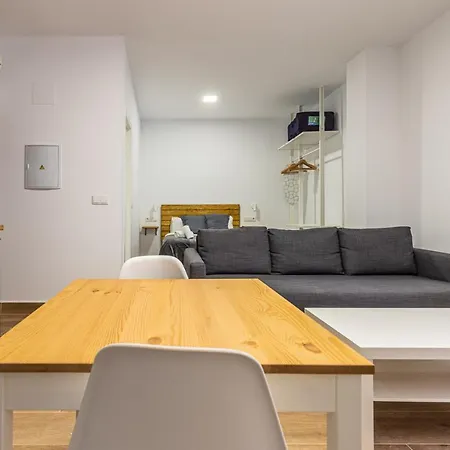Apartamento Homeabout La Merced Málaga